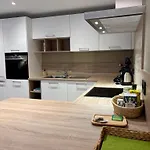 : La Verte De La Grand Place * Chimay