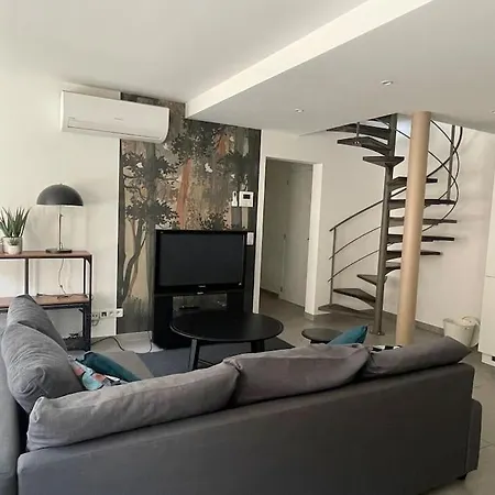 : La Verte De La Grand Place